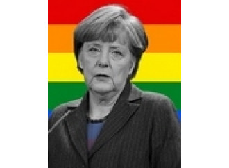 La Merkel "gay-friendly" certifica la crisi dell'Occidente